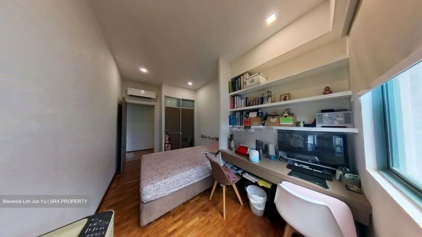 Stratford Court (D16), Condominium #638801071